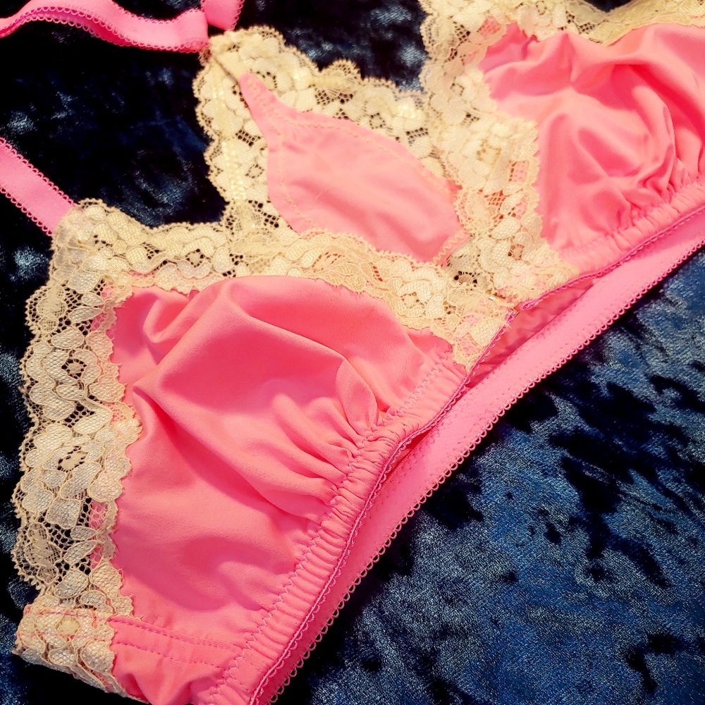 H&M Antique Lace Bra